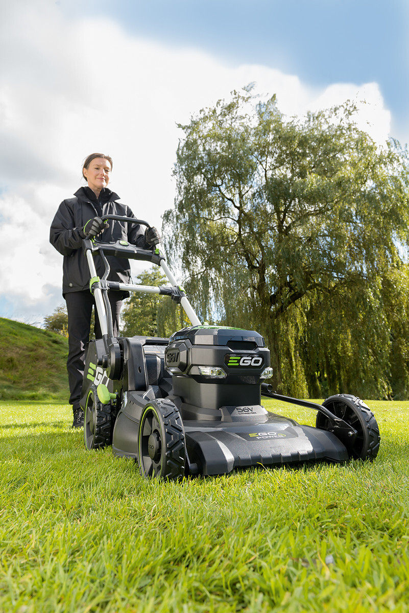 AKU sekačka s pojezdem LM2020E-SP — fotografie 10